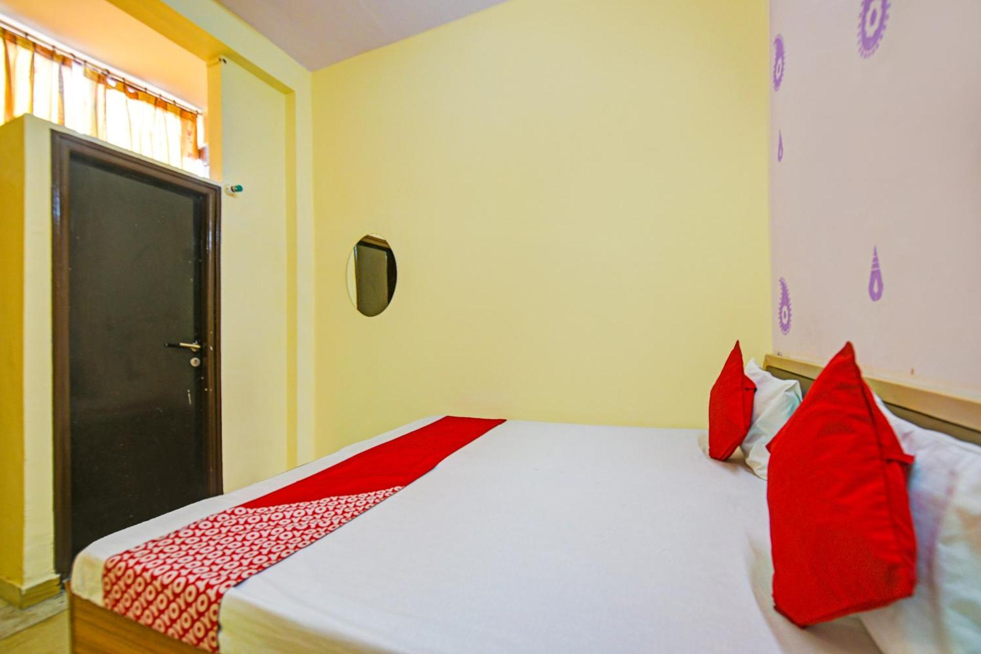 Hotel O Aj Star Hotel Фаридабад Экстерьер фото