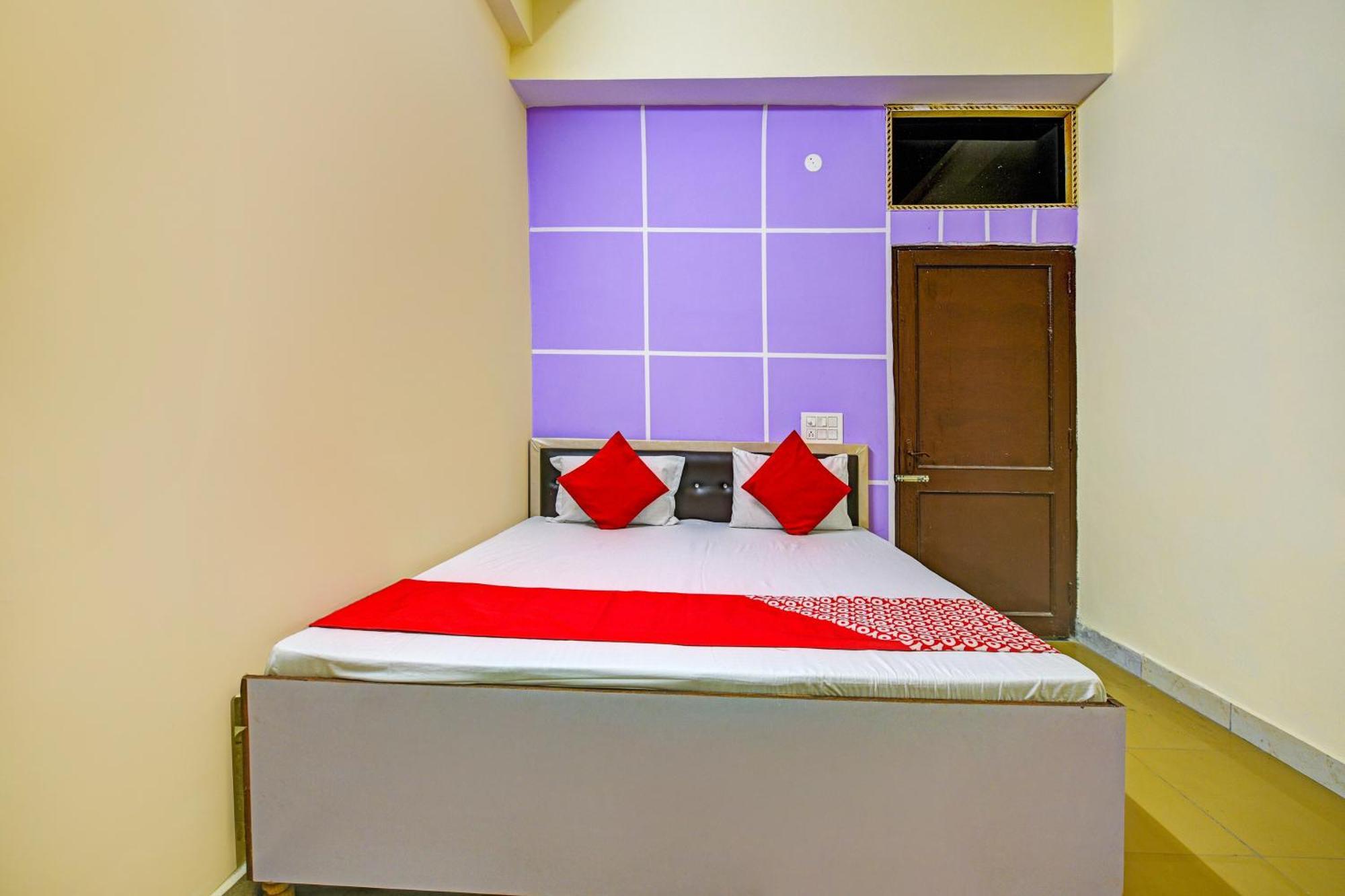 Hotel O Aj Star Hotel Фаридабад Экстерьер фото