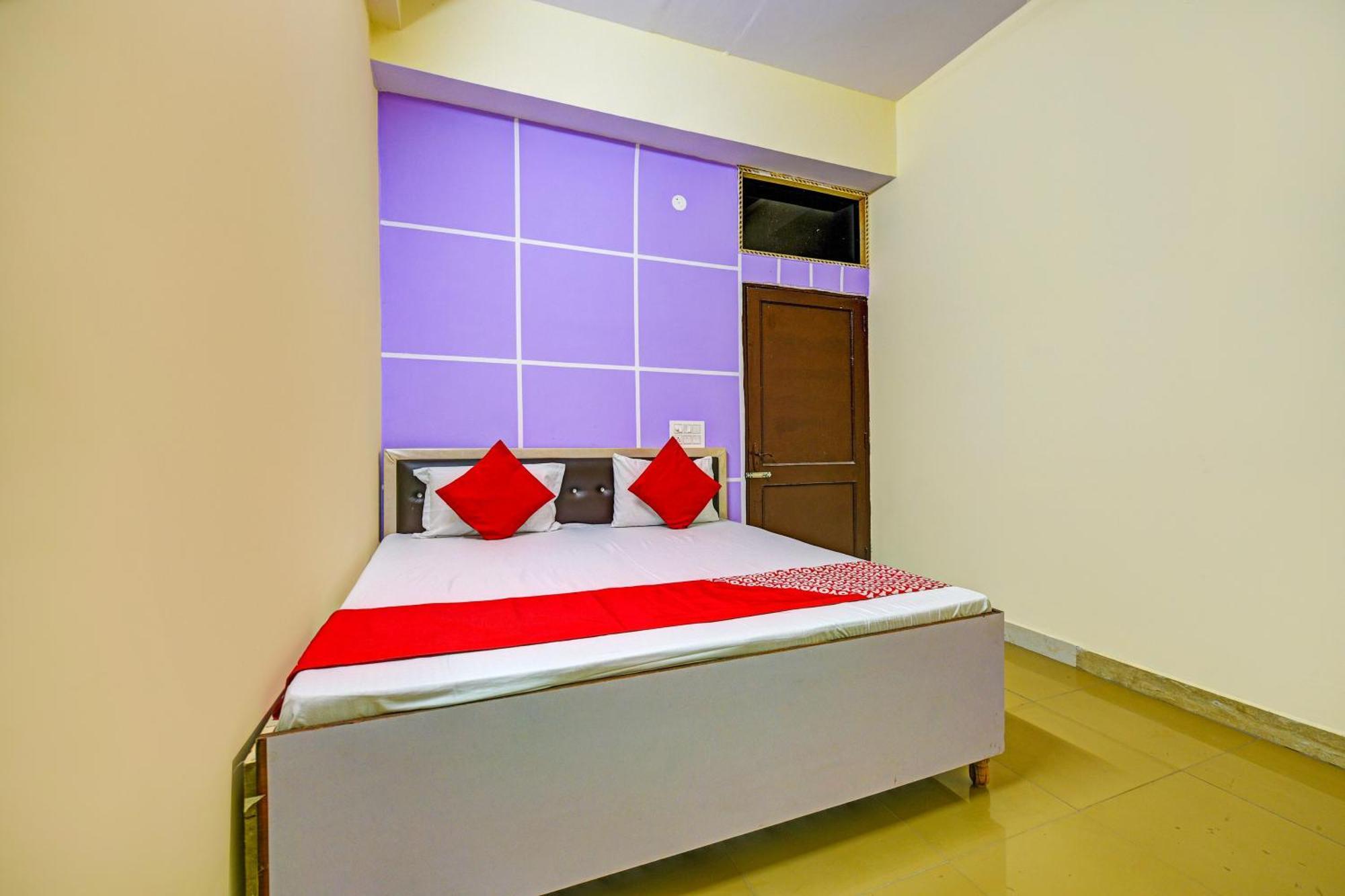 Hotel O Aj Star Hotel Фаридабад Экстерьер фото