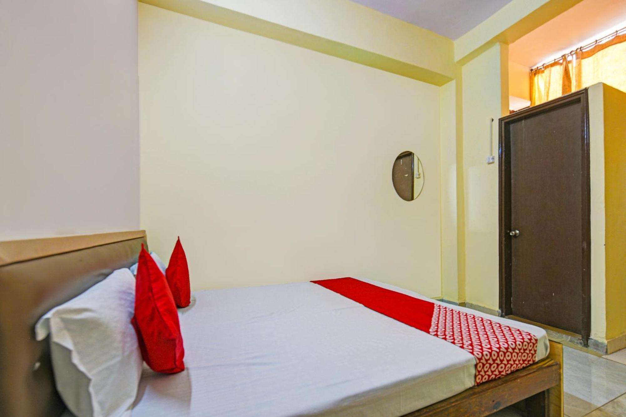 Hotel O Aj Star Hotel Фаридабад Экстерьер фото